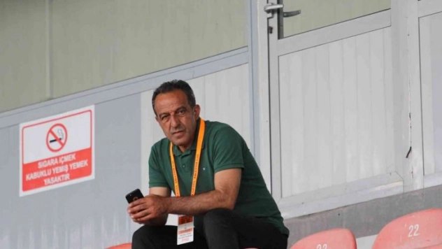 Yahyalıspor yönetimi istifa etti