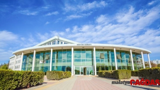 Yakın Doğu Üniversitesi Öğrenci Yerleştirme ve Burs Sıralama Sınavı 6 Haziran'da Yapılacak