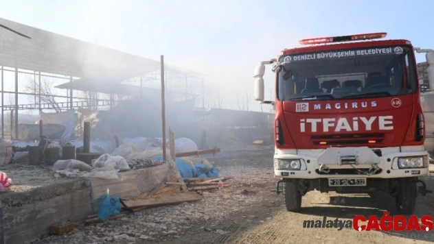 Yangında 20 bin TL'lik saman kül oldu