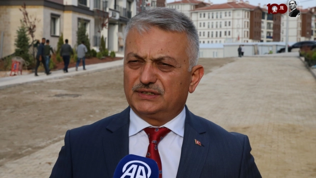 Yapımı tamamlanan deprem konutları teslimata hazırlanıyor