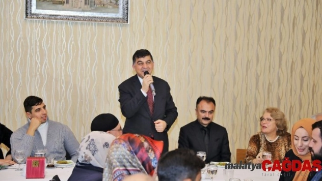 Yarım asırlık mutluluğun formülü gençlere anlatıldı