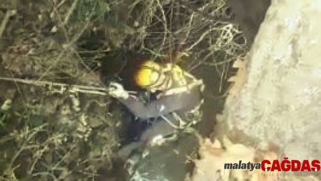 Yaşlı adam düştüğü 6 metre derinliğindeki su kuyusunda ölü bulundu