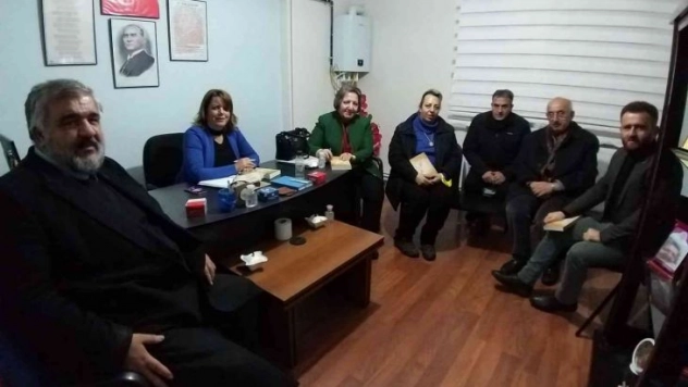 Yazar Ayşe Neslihan Hatunoğlu, babası Kemal Bey'i anlattı