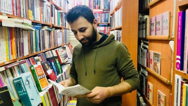 Yazar Recep Sakar'ın ilk kitabı çıktı