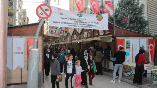 Yazarlar Cizre Kitap Fuarı'nı değerlendirdi