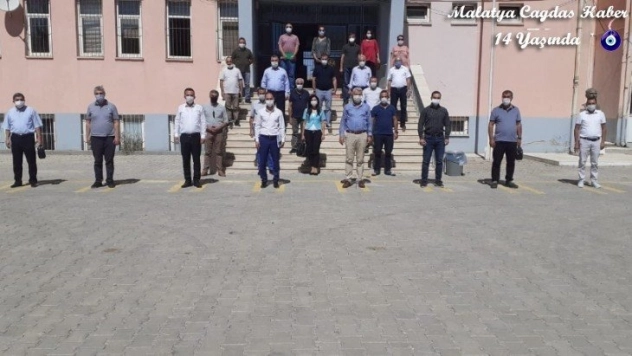 Yazıhan'da 23 okula temiz belgesi