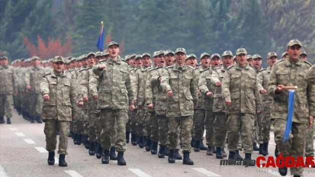 Yedek astsubay adayları yemin etti