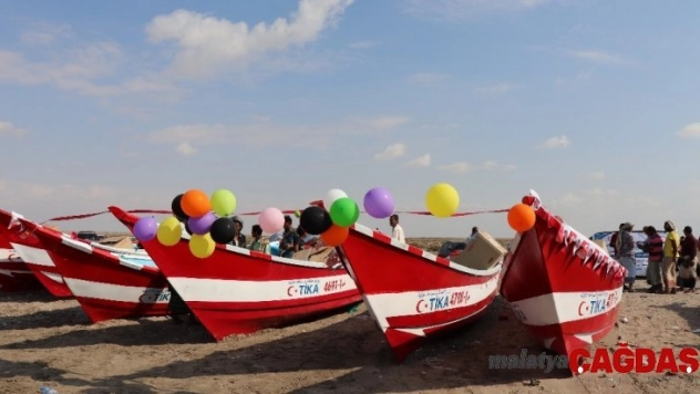 Yemenli balıkçılara TİKA'dan tekne