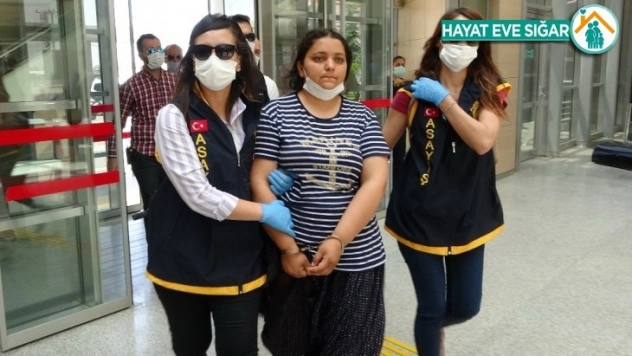 Yengesini ve oğlunu öldüren kadın hastaneye yatırıldı