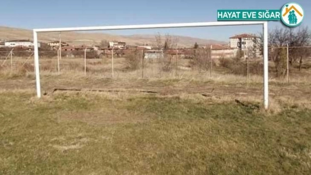 Yeni futbol sahasına kavuşacağı günü bekliyor