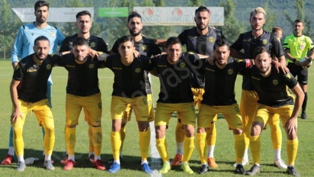 Avrupa maç kadrosunu UEFA'ya sundu