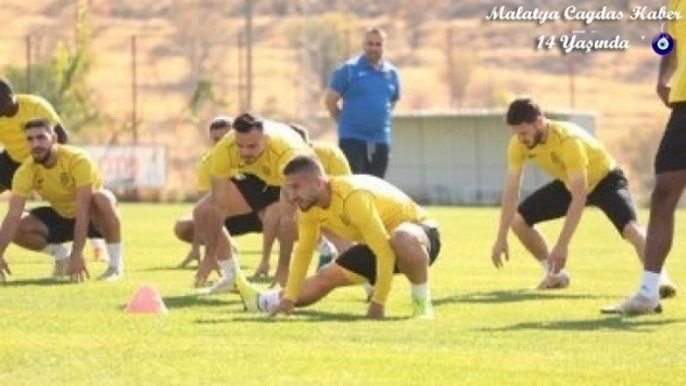 4 futbolcunun testi pozitif çıktı