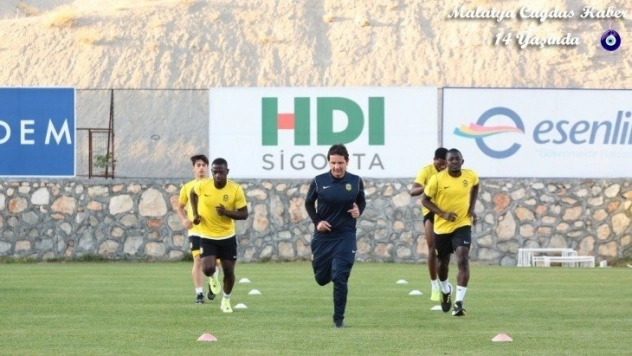 Yeni Malatyaspor'da hazırlıklar sürüyor