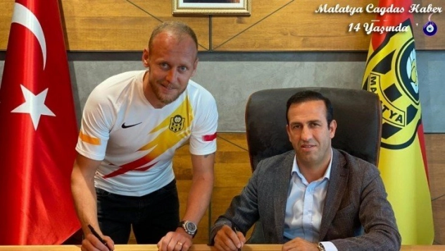 Semih Kaya'yı renklerine bağladı