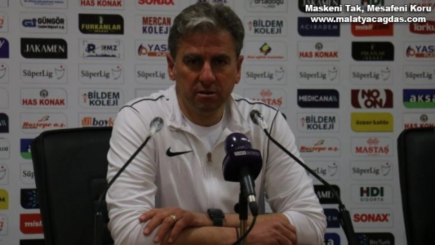 Hamzaoğlu'ndan hakemlere tepki