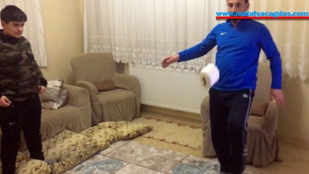 Yeni Malatyaspor'un emektar isimleri de tuvalet kağıdı sektirdi