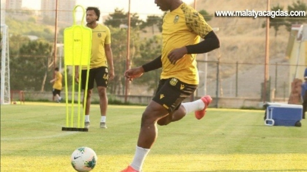 Genç yetenek Youssouf performansıyla dikkat çekiyor