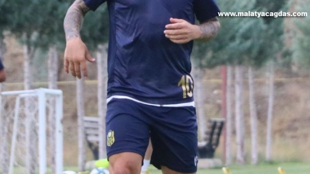 İlk gol Adem'den geldi