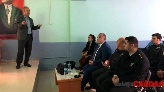 Yenişehir'de işletmeciler sigara konusunda bilgilendirildi