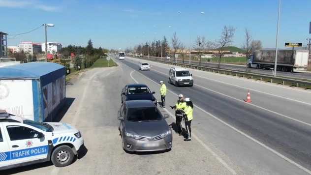 Yerlikaya: Hız kazandırmaz, hayatımızdan çalar