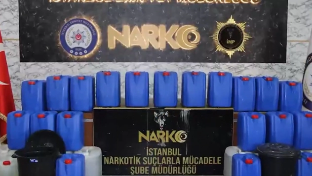 Yerlikaya: İstanbul'da 801 kilo metamfetamin ele geçirildi, 2 şüpheli yakalandı