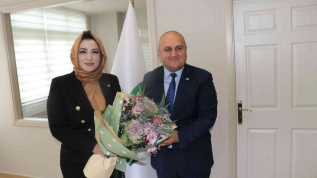 Yeşilay Adana Şubesinde Aslan dönemi