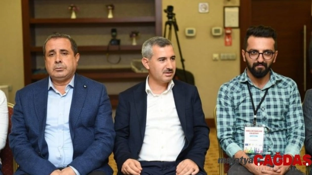 Yeşilyurt Belediye Başkanı Mehmet Çınar, gençlere hitap etti