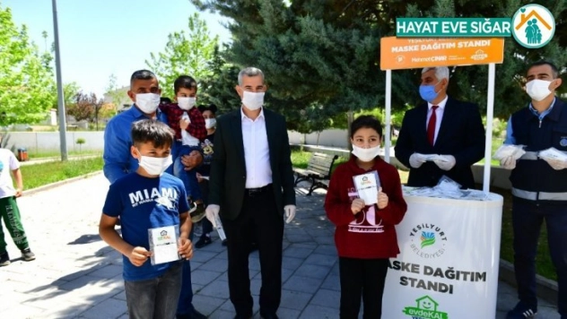 Çocuklara özel maske