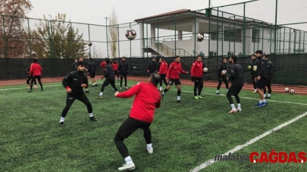 Yeşilyurt Belediyespor devre arası kampını Antalya'da yapacak
