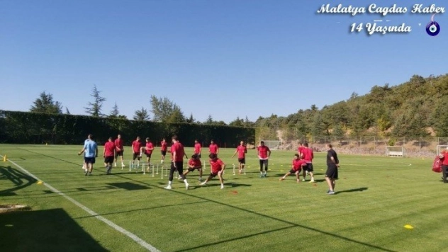 Kadrosunu sil baştan yeniledi