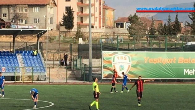 Yeşilyurt Belediyespor sahasında Yozgat 1959'u 1-0 yendi