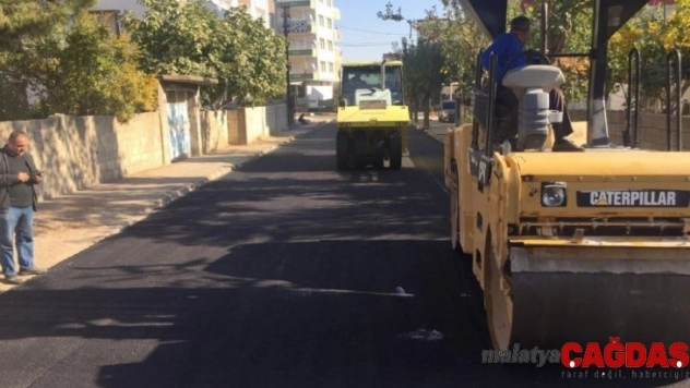 Yeşilyurt Mahallesi'nde asfalt çalışması