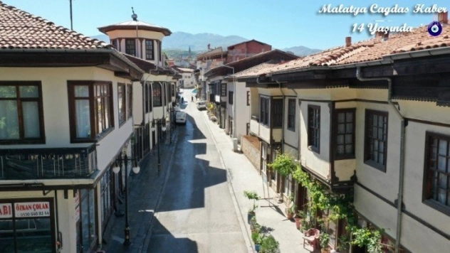 Yeşilyurt'ta cephe sağlıklaştırma projelerine önem