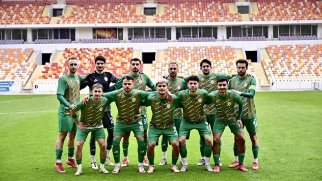 Yeşilyurtspor sahasında Bingöl'ü ağırlıyor