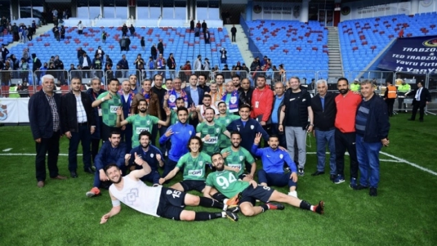 Yeşilyurt'ta maç sonu büyük sevinç