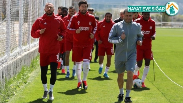 Yiğidolar'da hazırlıklar devam ediyor