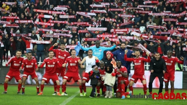 Yiğidolar'dan zirve pozu