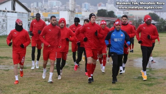 Yiğidolar, Göztepe maçına hazır