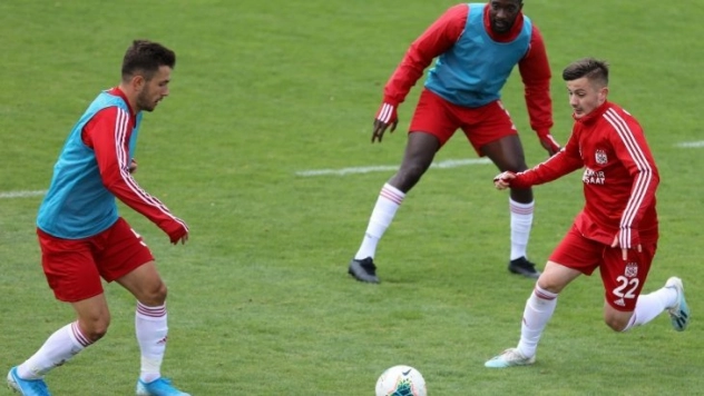 Yiğidolar hırs küpü