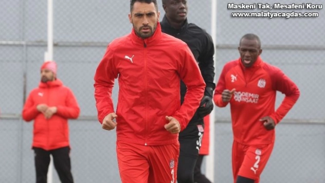 Yiğidolar, Karagümrük maçı hazırlıklarını sürdürdü