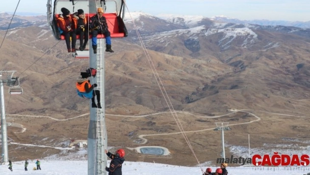 Yıldız Dağında nefes kesen kurtarma tatbikatı