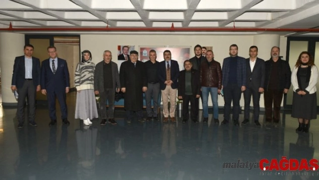 Yılmaz: 'Hizmet bayrağını yukarıda tutacağız'