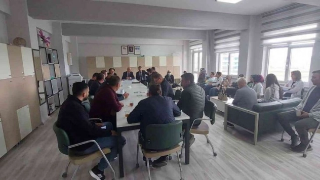 Yılmaz 'Meslek Lisesi memleket meselesi'