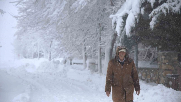 Yoğun kar yağışı Harput'u yuttu: 4 bin yıllık tarih gözden kayboldu
