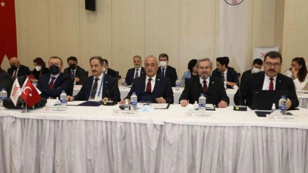 YÖK Başkanı Özvar: 'Araştırma üniversiteleri destek programı için ilk adımlar atıldı'