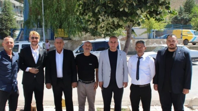 Yollar Toz İçinde, Çukur Sorunu Çözülmeli