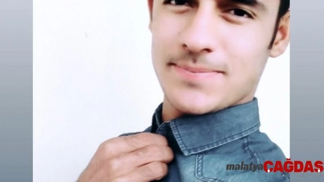 Yolun karşısına geçmek isteyen öğrenci, kazada hayatını kaybetti