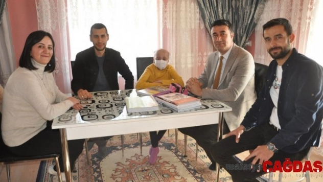 Yüksekova'nın fedakar öğretmenleri