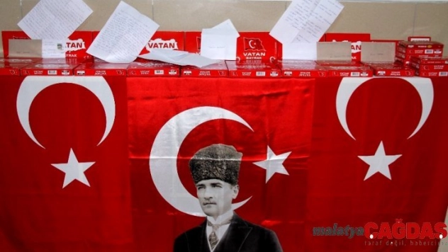 Barış Pınarı Harekâtı'na katılan Mehmetçiğe destek