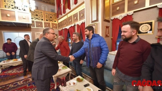 Yunusemre Kent Konseyi gazetecileri unutmadı